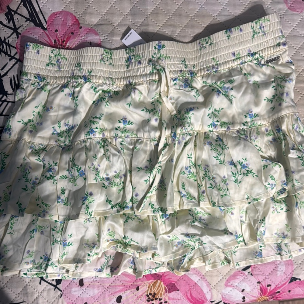 PINK Victoria's Secret Floral Skirt